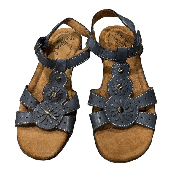 Natural Soul BARROLL slate blue Leather T-Strap Sandal  Size 5 new with tags - Picture 1 of 10